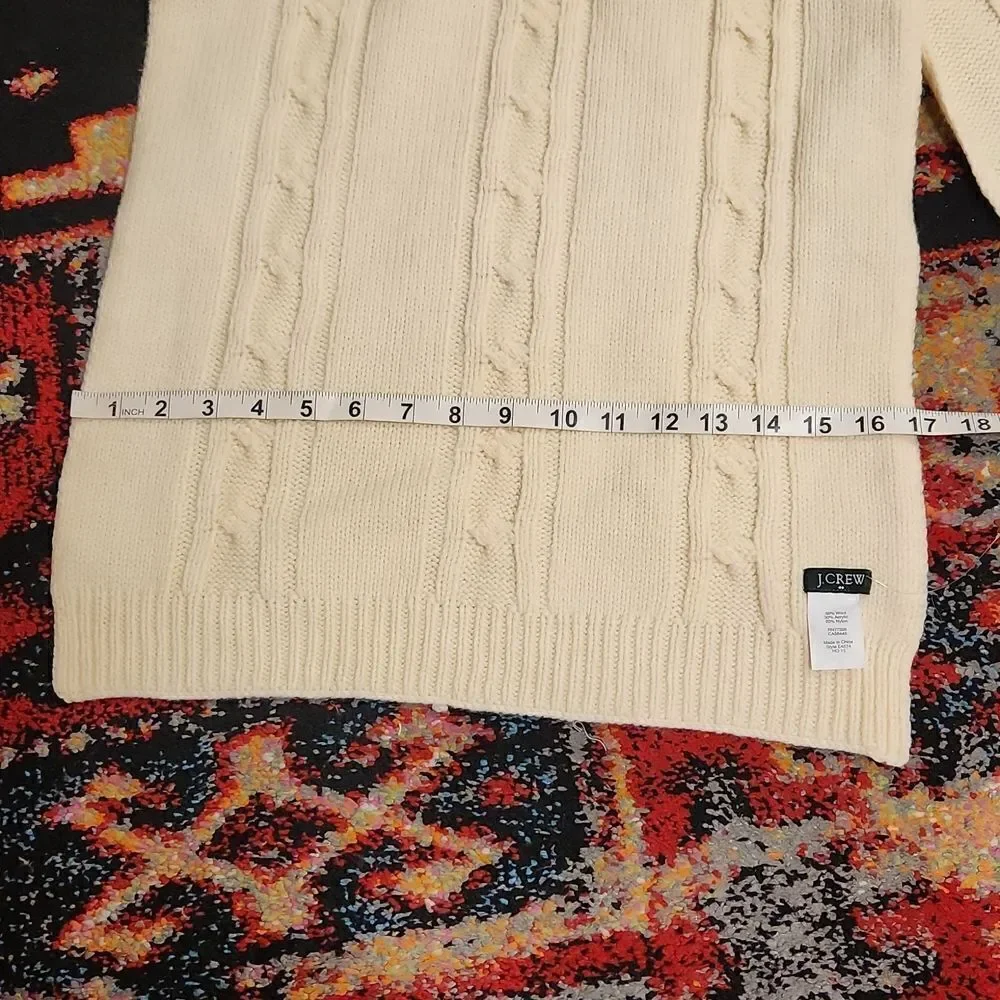 NWOT J. Crew wool blend cable knit winter scarf